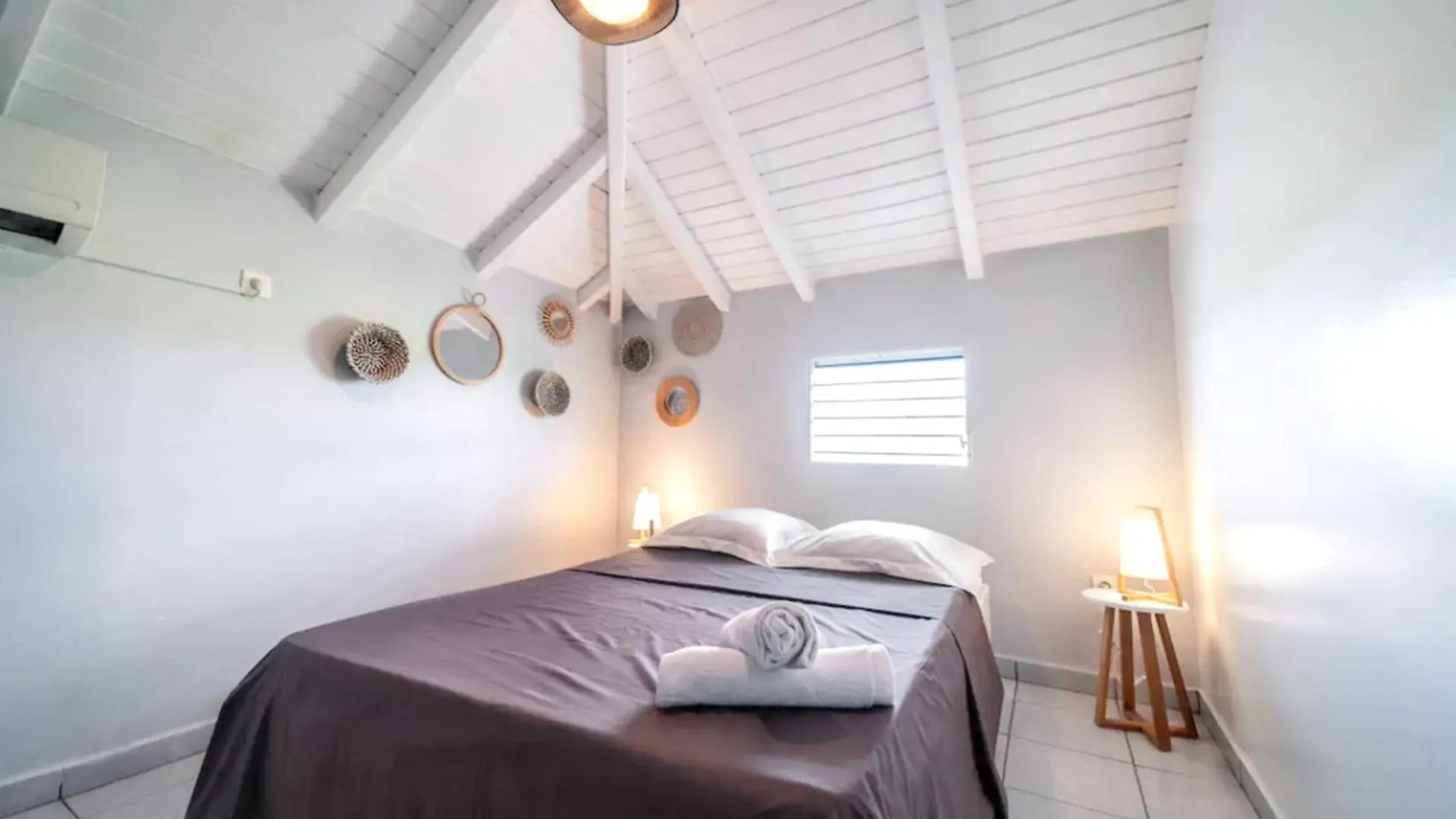 Maison Charmante A Sainte-Anne Avec Piscine Partagee. Holiday home Sainte-Anne (Grande-Terre)