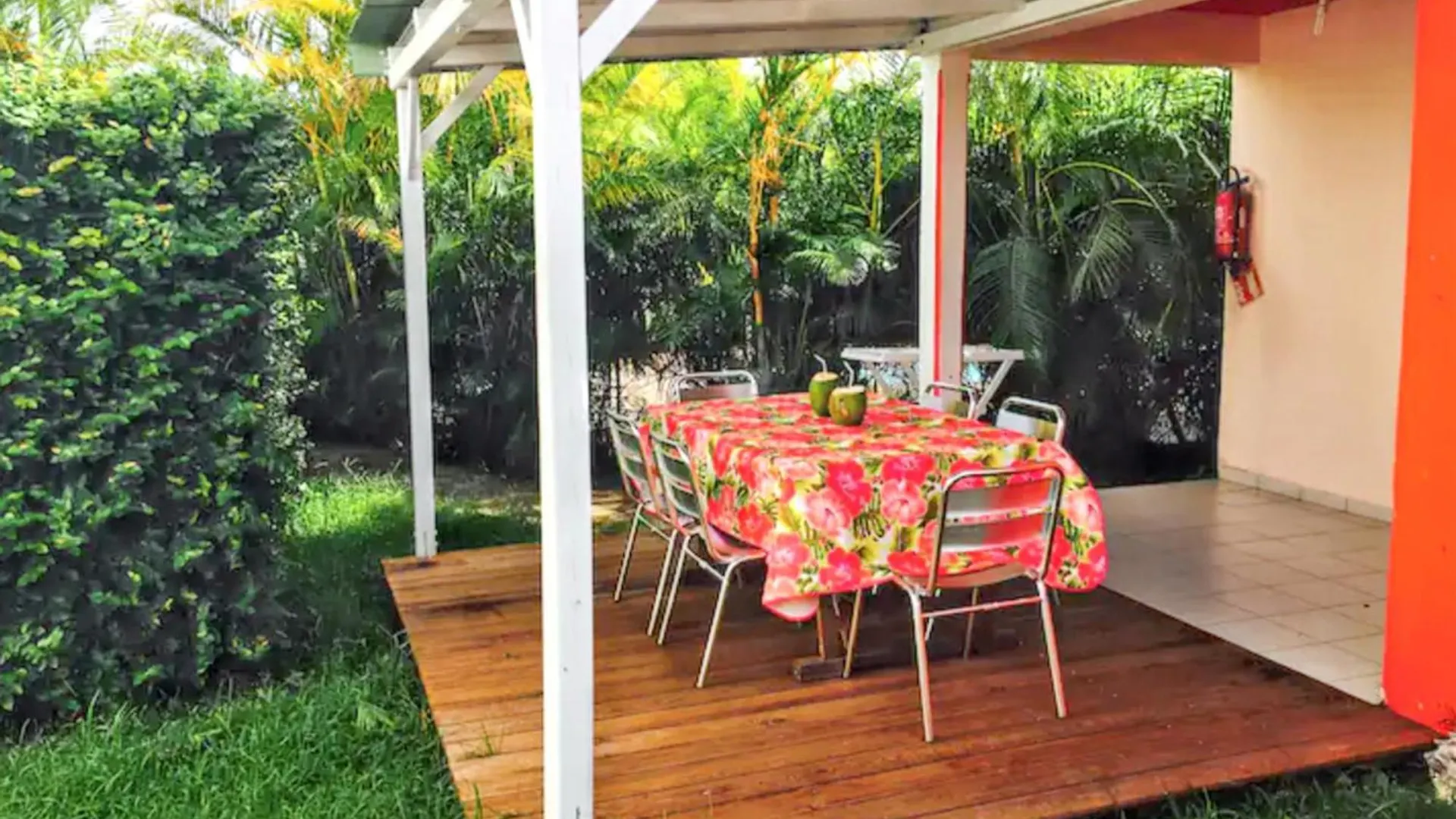 Maison Charmante A Sainte-Anne Avec Piscine Partagee. 0*, Sainte-Anne (Grande-Terre) Guadeloupe